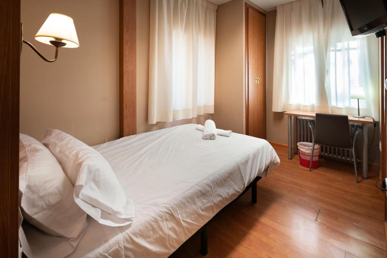 Residenza Hostel Замора Екстериор снимка